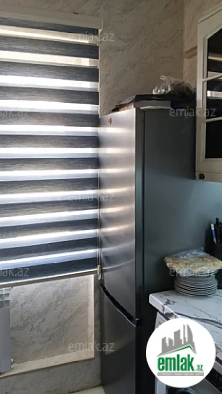 Satılır 6 otaqlı həyət evi 220 m²