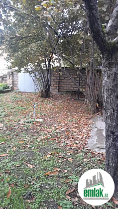 Satılır 4 otaqlı həyət evi 100 m²