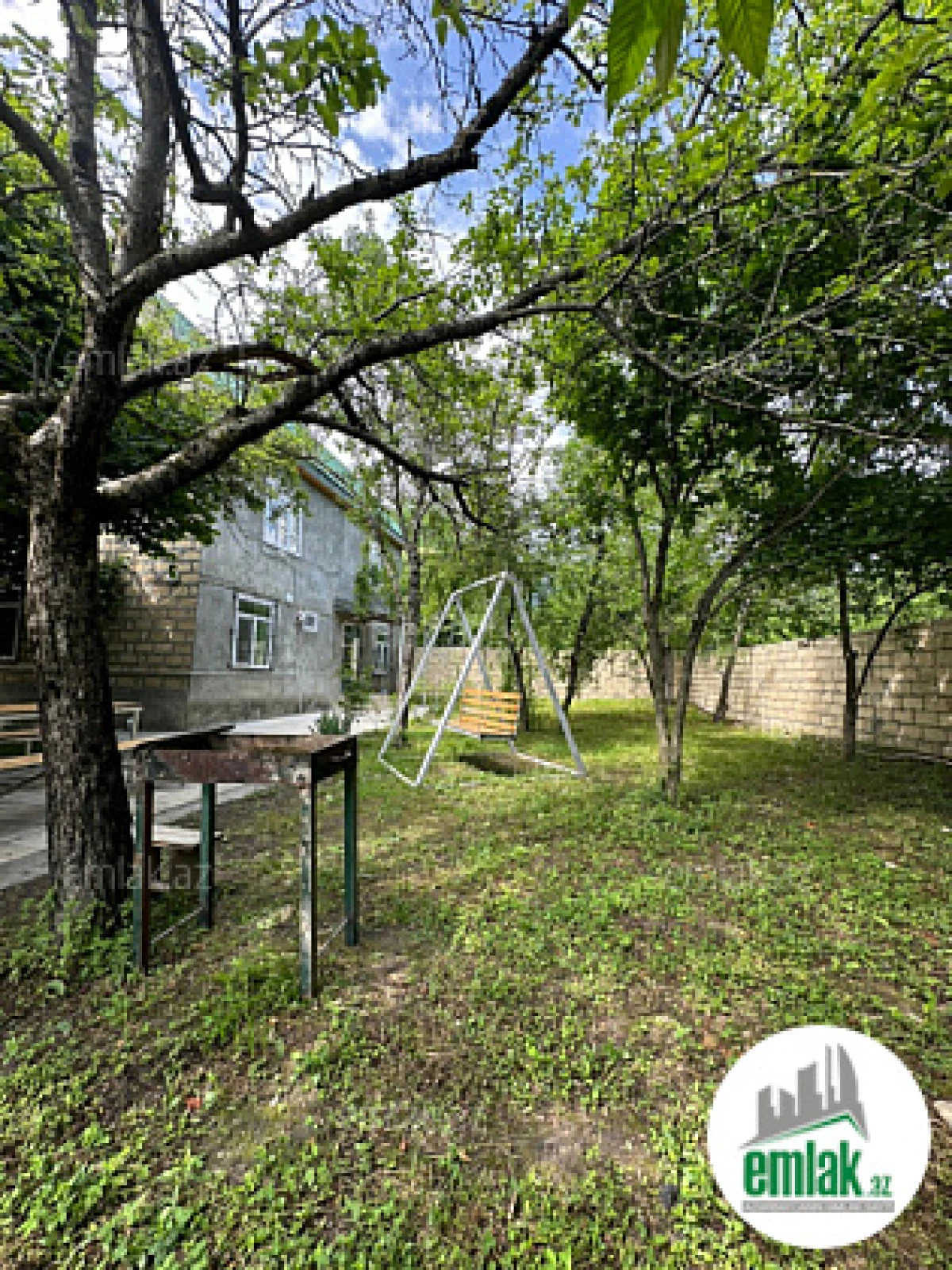 Satılır 4 otaqlı həyət evi 100 m²