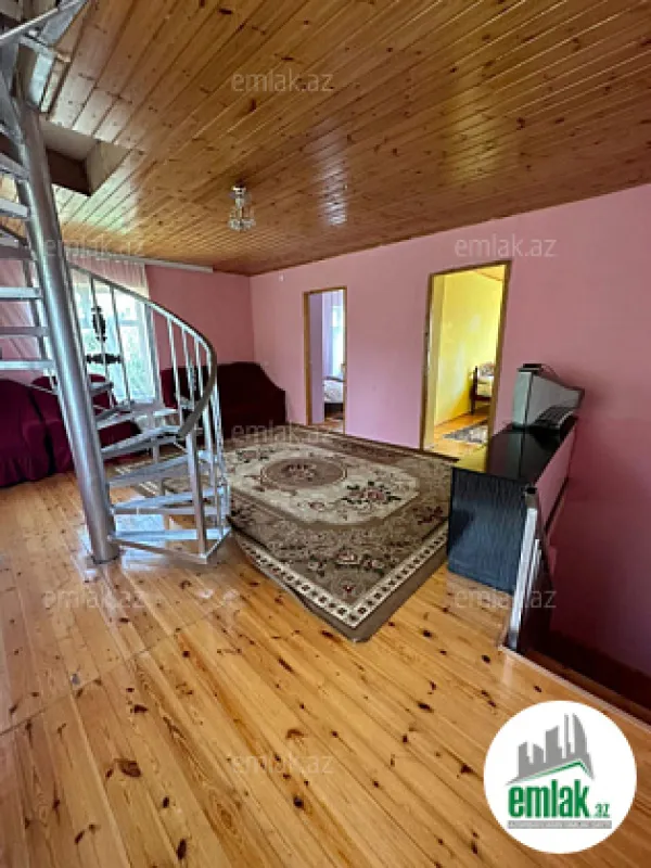 Satılır 4 otaqlı həyət evi 100 m²