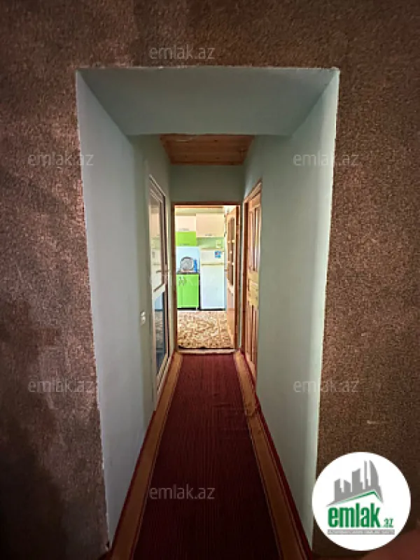 Satılır 4 otaqlı həyət evi 100 m²