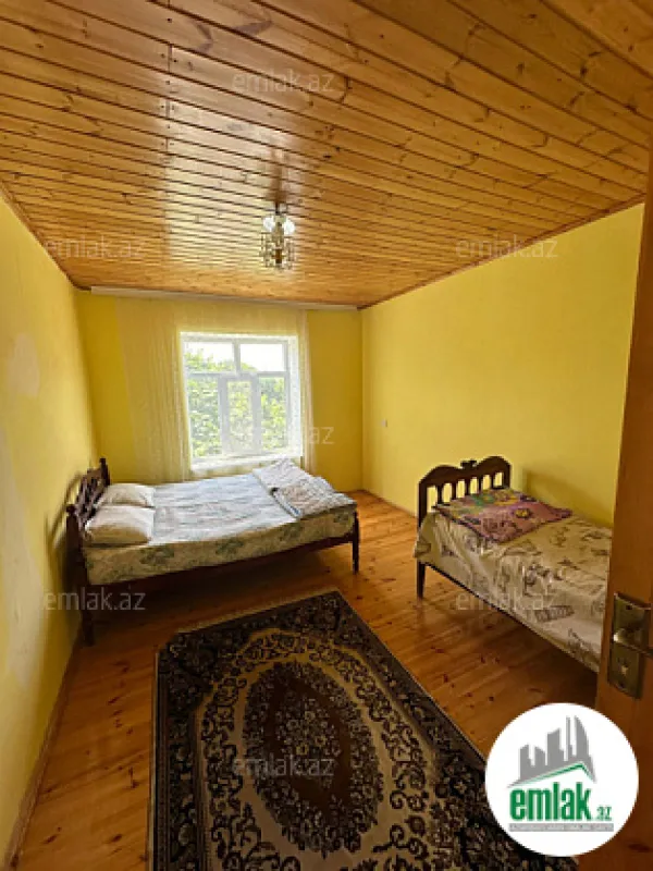 Satılır 4 otaqlı həyət evi 100 m²