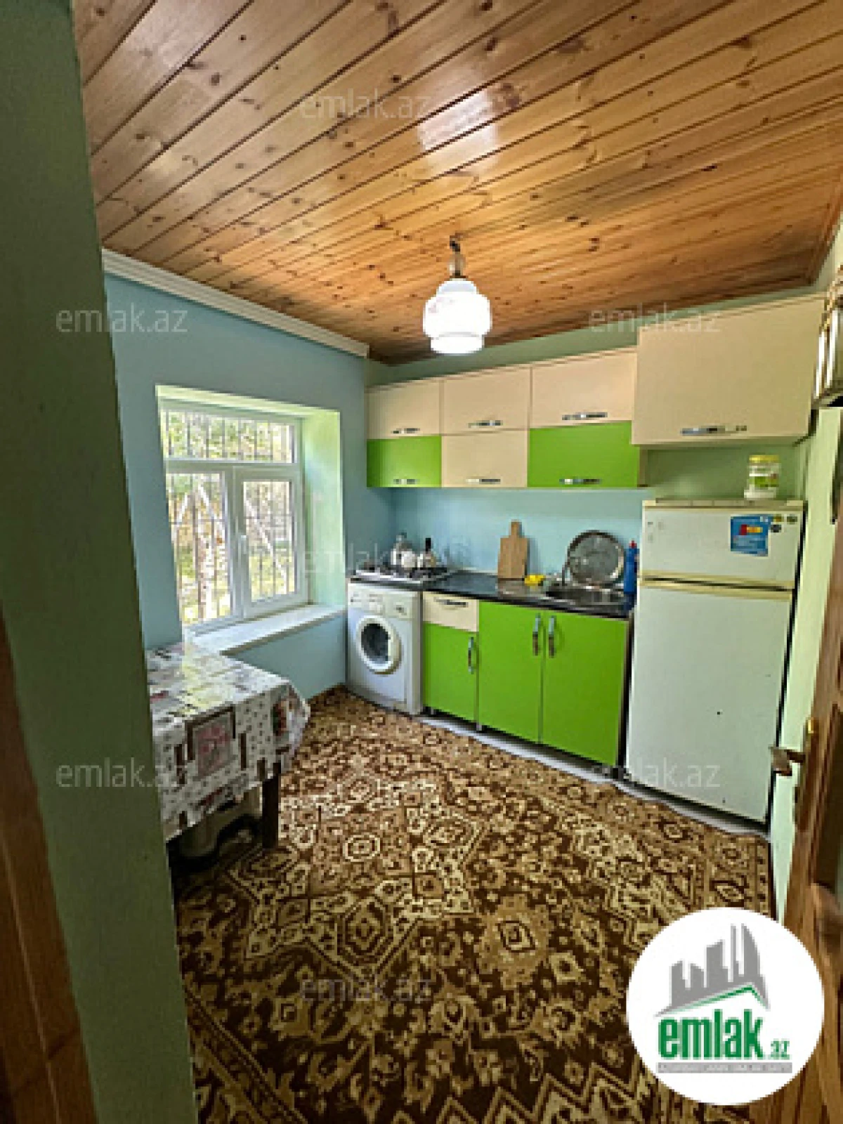 Satılır 4 otaqlı həyət evi 100 m²