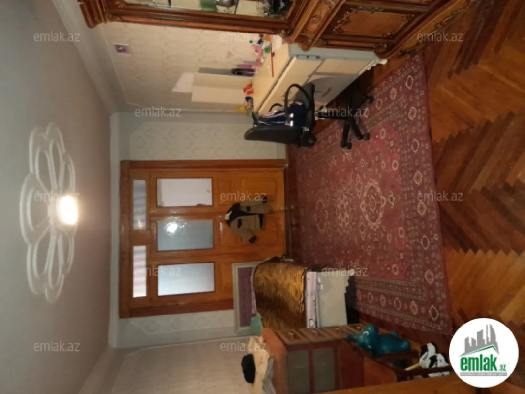 Satılır 3 otaqlı köhnə tikili 78 m²