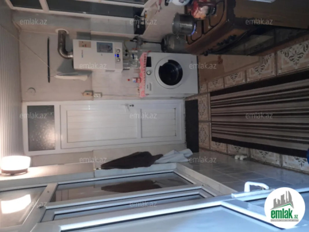 Satılır 3 otaqlı köhnə tikili 78 m²