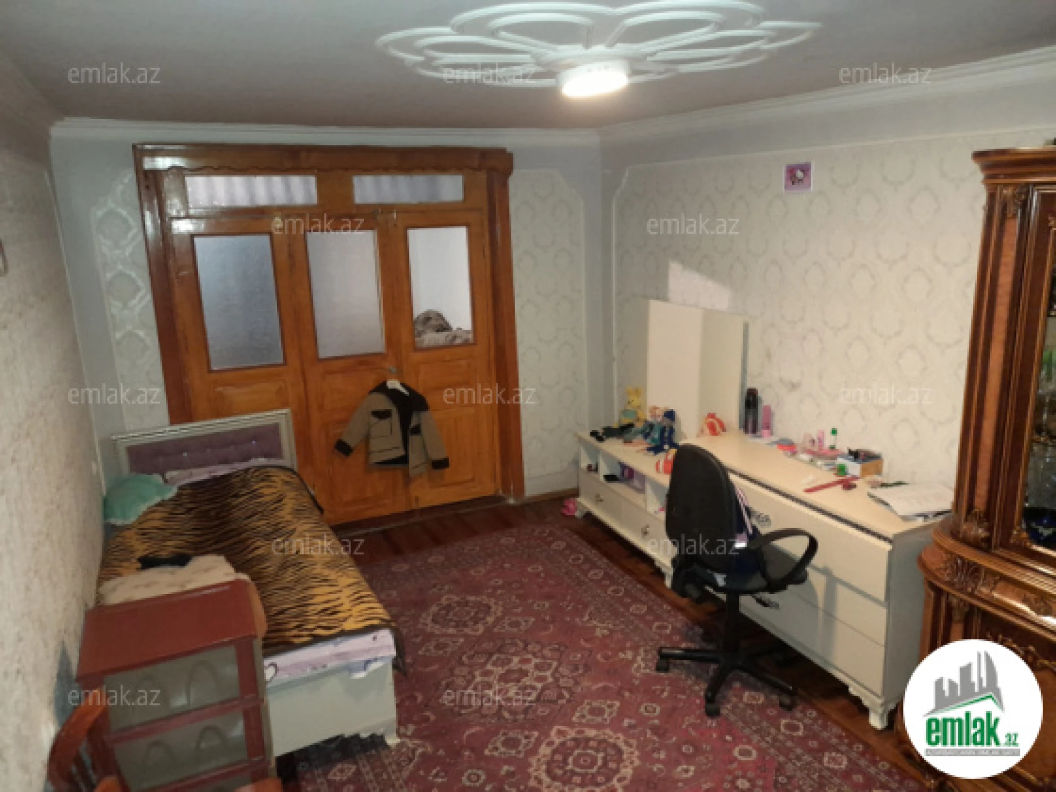Satılır 3 otaqlı köhnə tikili 78 m²