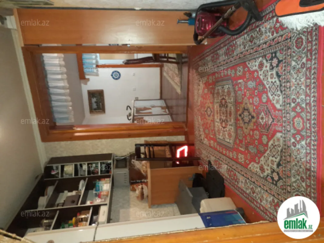Satılır 3 otaqlı köhnə tikili 78 m²