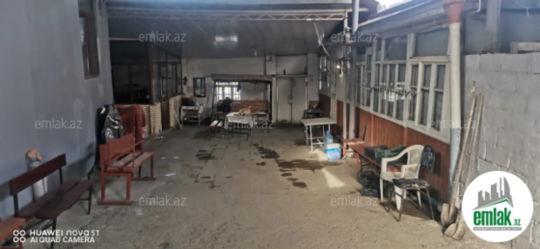 Satılır 8 otaqlı həyət evi 271.5 m²