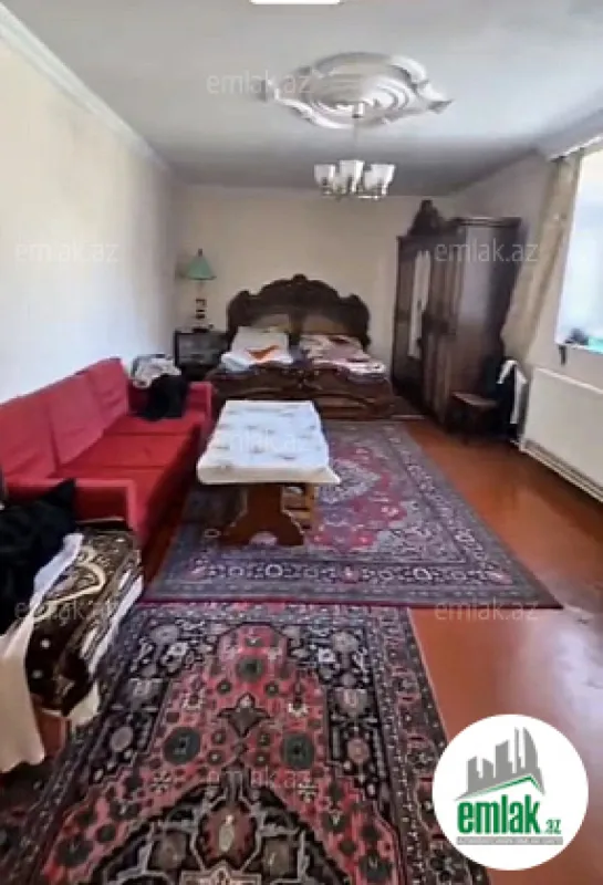Satılır 5 otaqlı həyət evi 140 m²