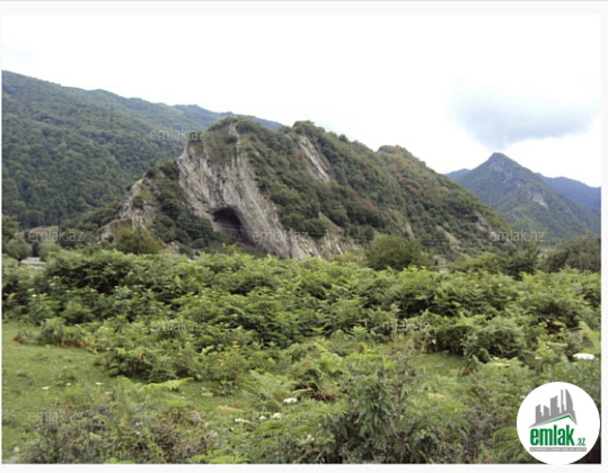 Satılır torpaq sahəsi 200 m²