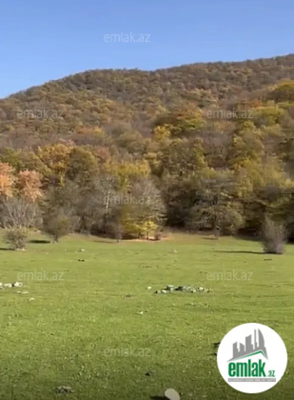 Satılır torpaq sahəsi 200 m²