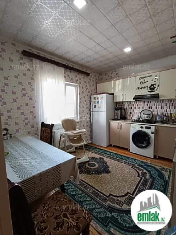 Satılır 4 otaqlı həyət evi 110 m²