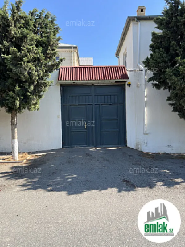 Satılır 7 otaqlı həyət evi 375 m²