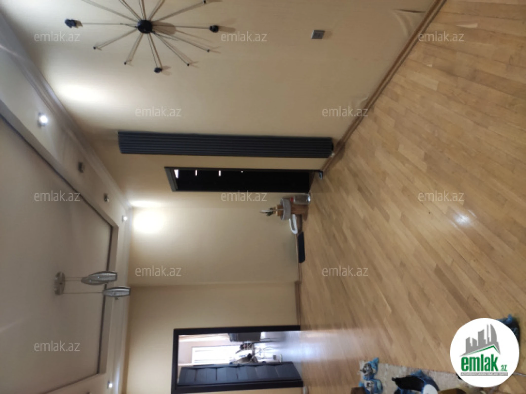 Satılır 5 otaqlı yeni tikili 230 m²