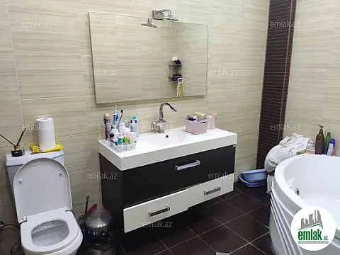 Satılır 5 otaqlı yeni tikili 230 m²