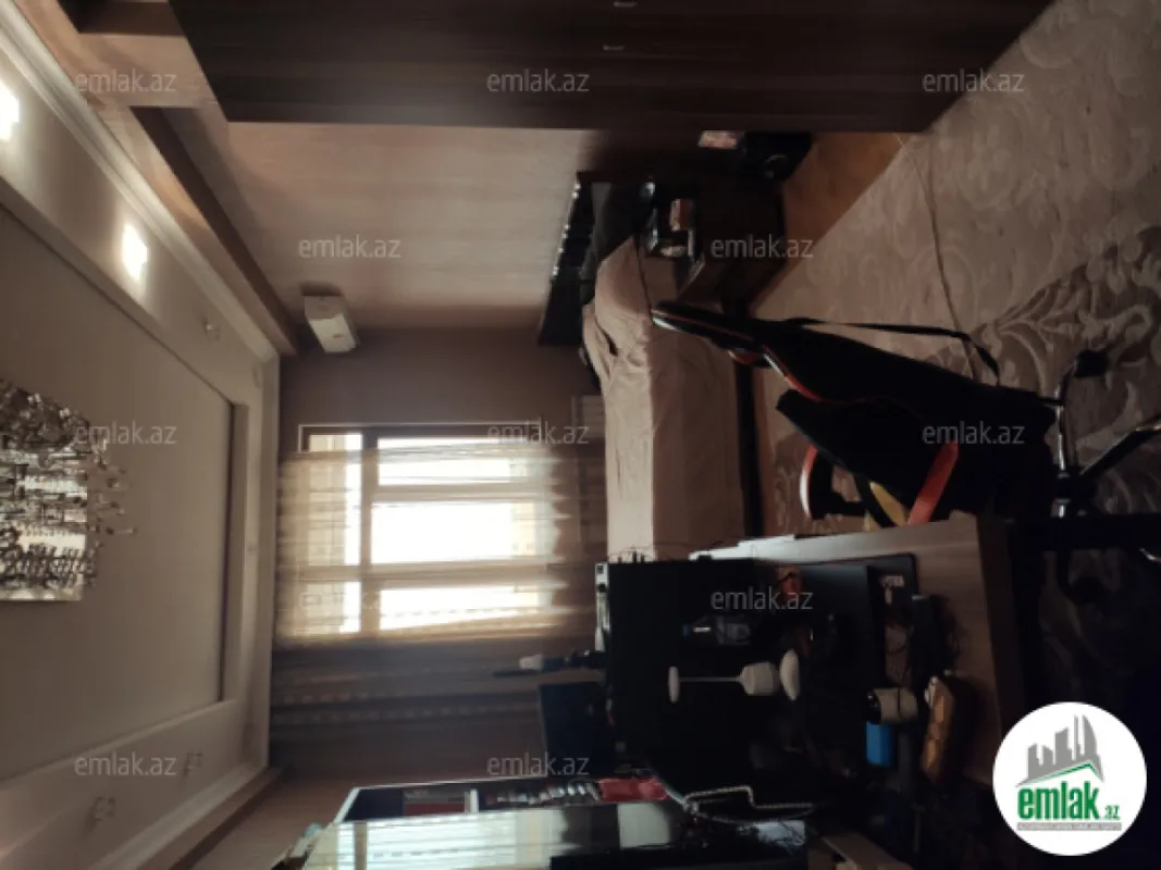 Satılır 5 otaqlı yeni tikili 230 m²