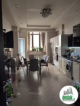 Satılır 5 otaqlı yeni tikili 230 m²