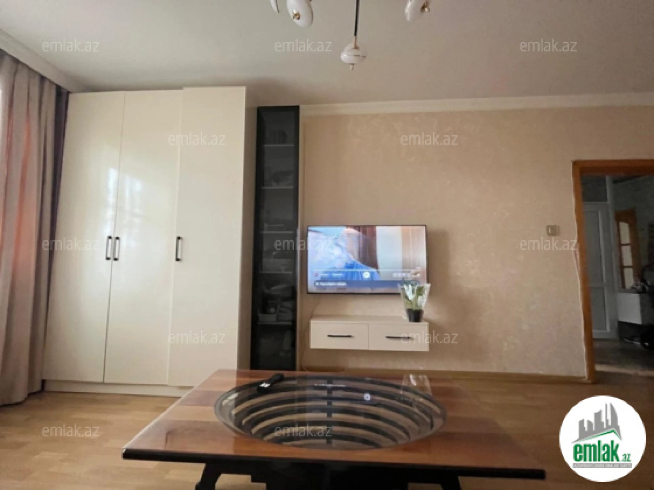 Satılır 2 otaqlı yeni tikili 70 m²