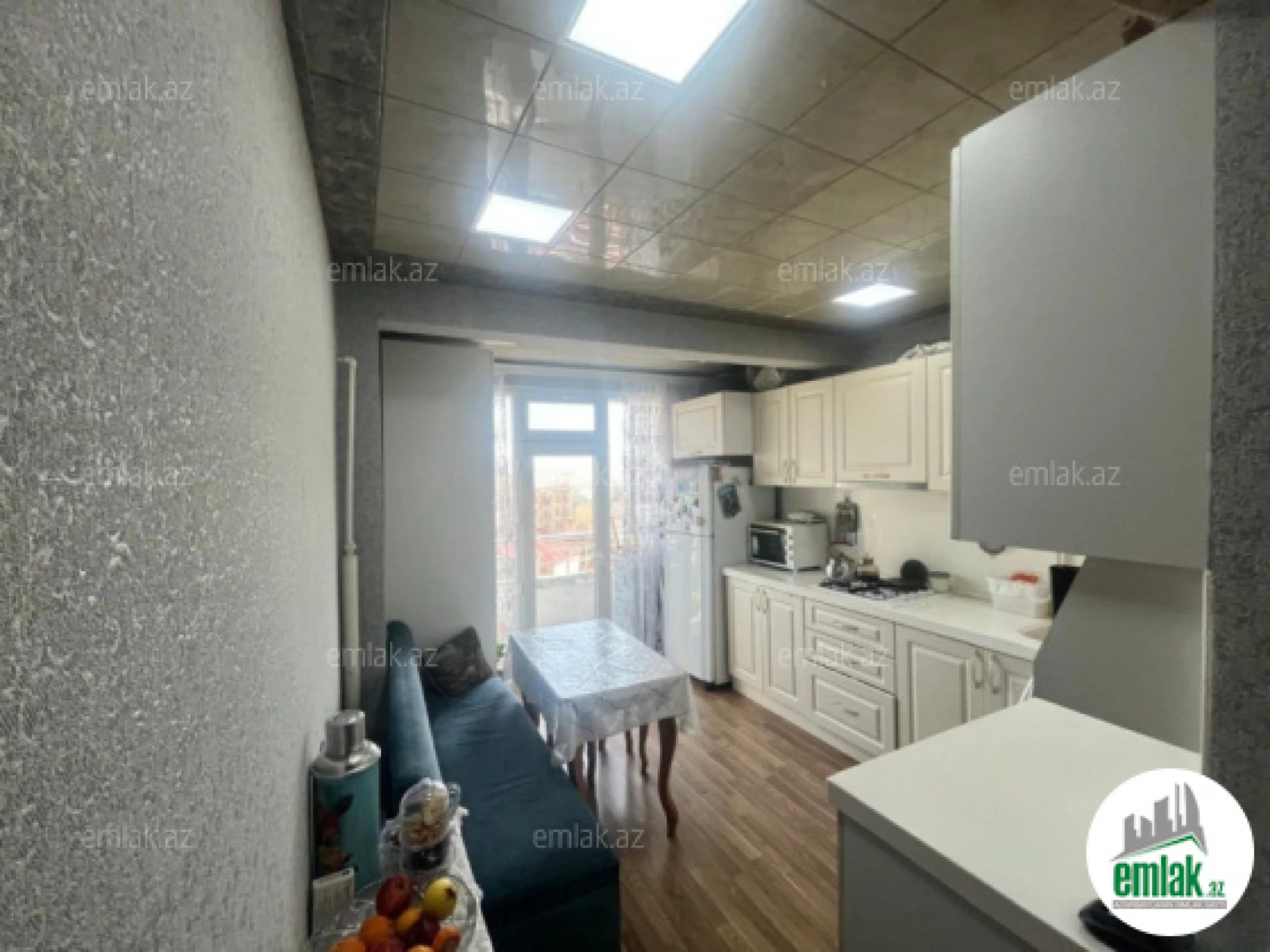 Satılır 2 otaqlı yeni tikili 70 m²