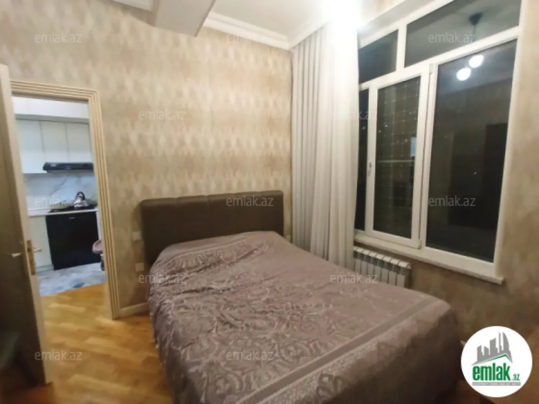 Satılır 3 otaqlı yeni tikili 77 m²