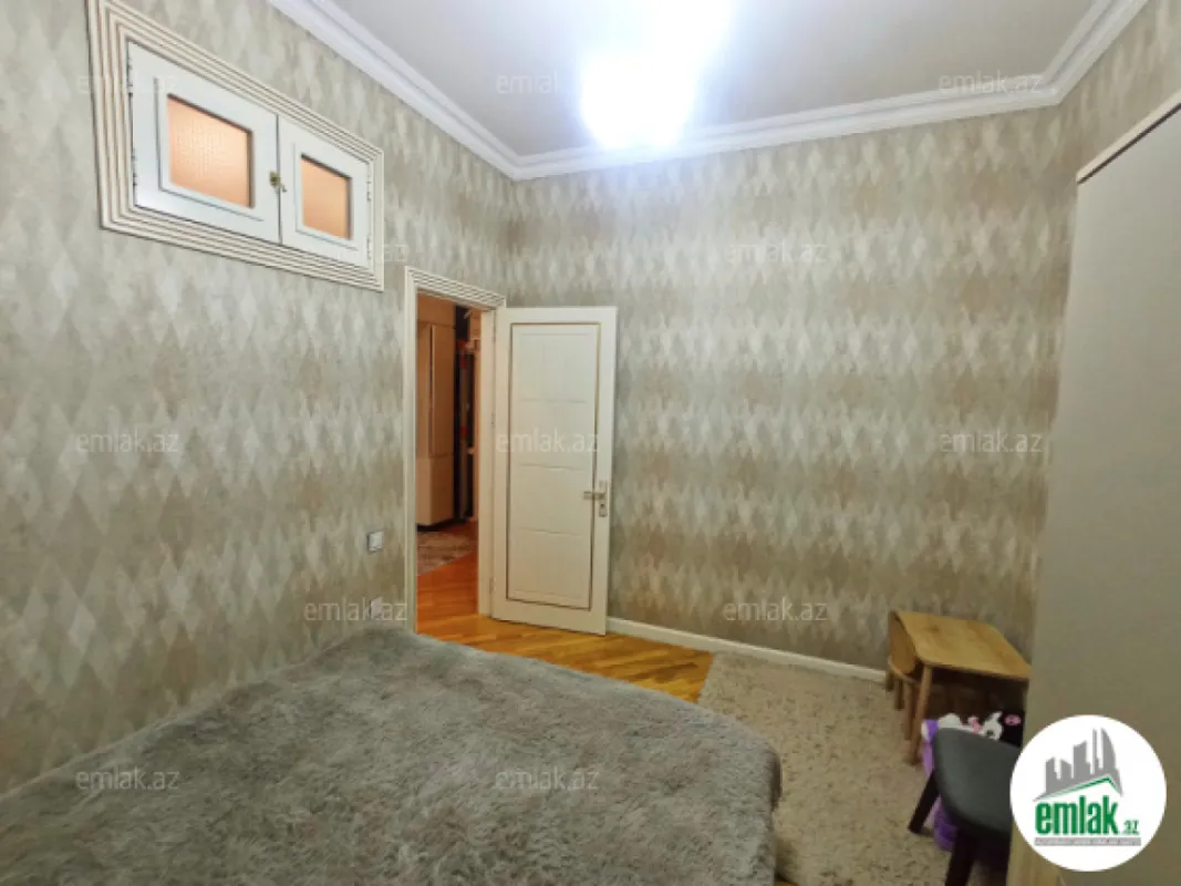 Satılır 3 otaqlı yeni tikili 77 m²