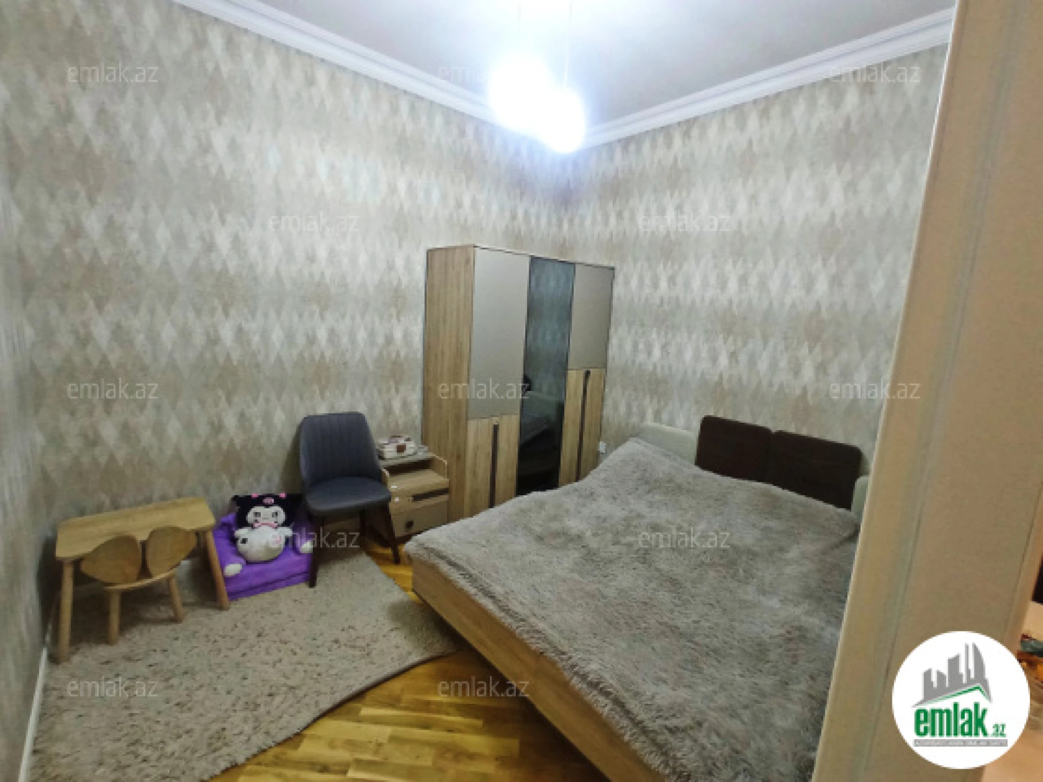 Satılır 3 otaqlı yeni tikili 77 m²