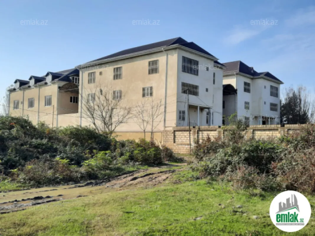 Satılır 26 otaqlı obyekt 22 m²