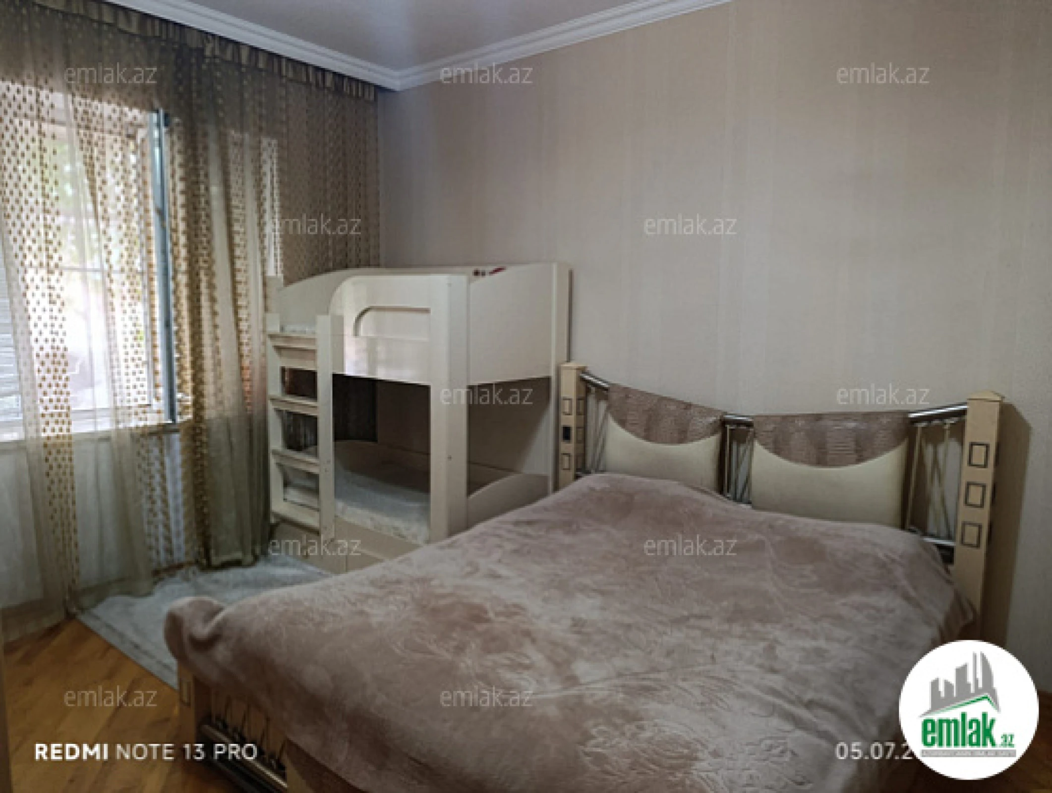 Satılır 2 otaqlı köhnə tikili 70 m²