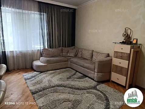 Satılır 2 otaqlı köhnə tikili 70 m²
