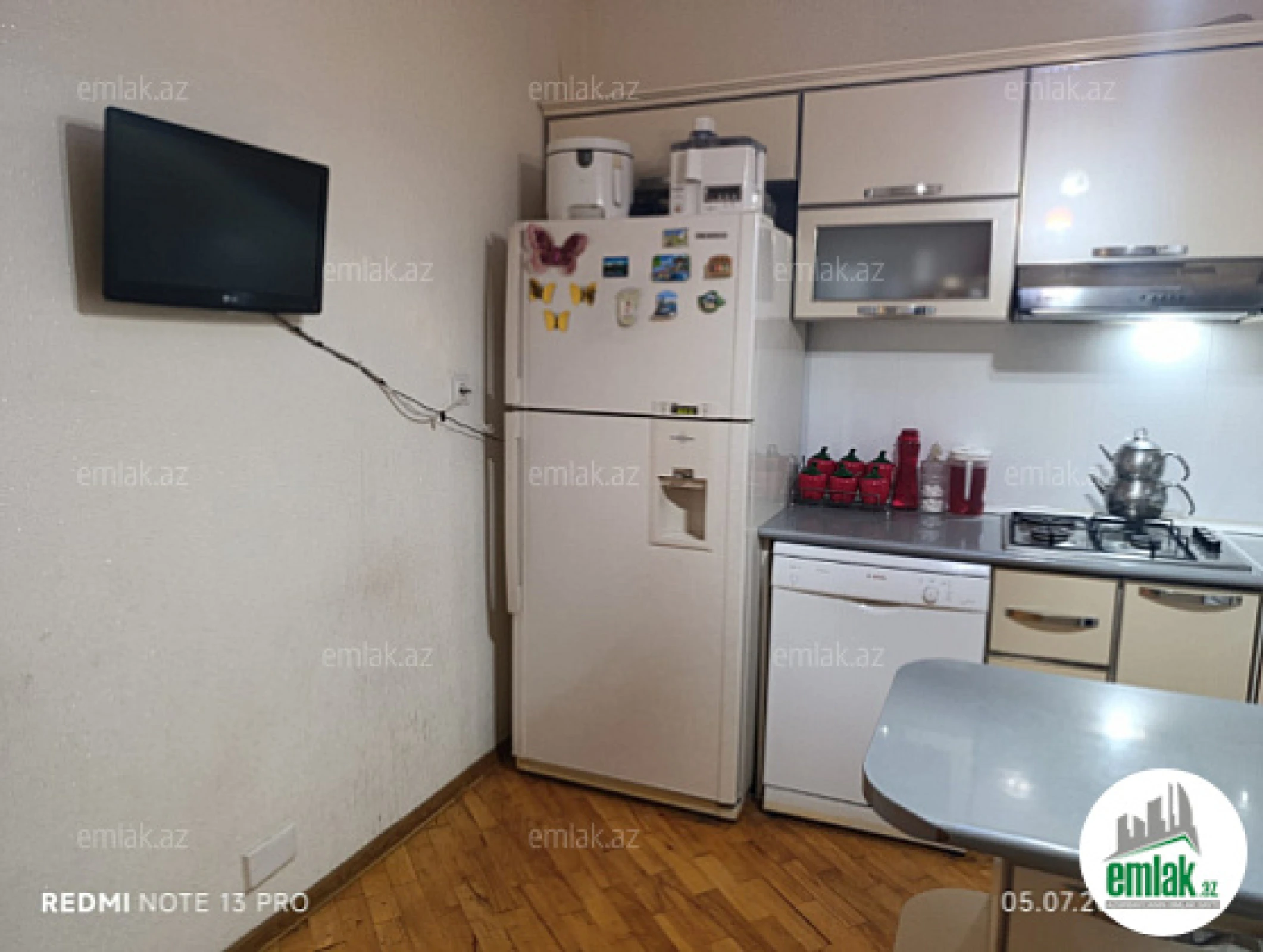Satılır 2 otaqlı köhnə tikili 70 m²