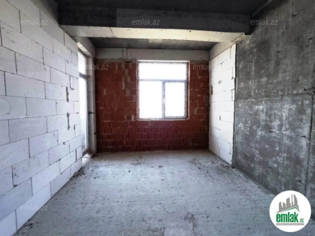 Satılır 3 otaqlı yeni tikili 86 m²