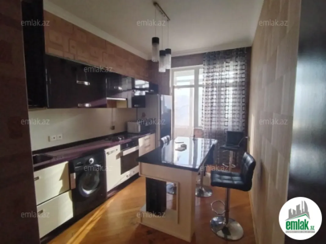 Satılır 2 otaqlı yeni tikili 95 m²