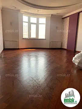 Satılır 3 otaqlı yeni tikili 130 m² — Bakı 3 otaq 130.00 m²