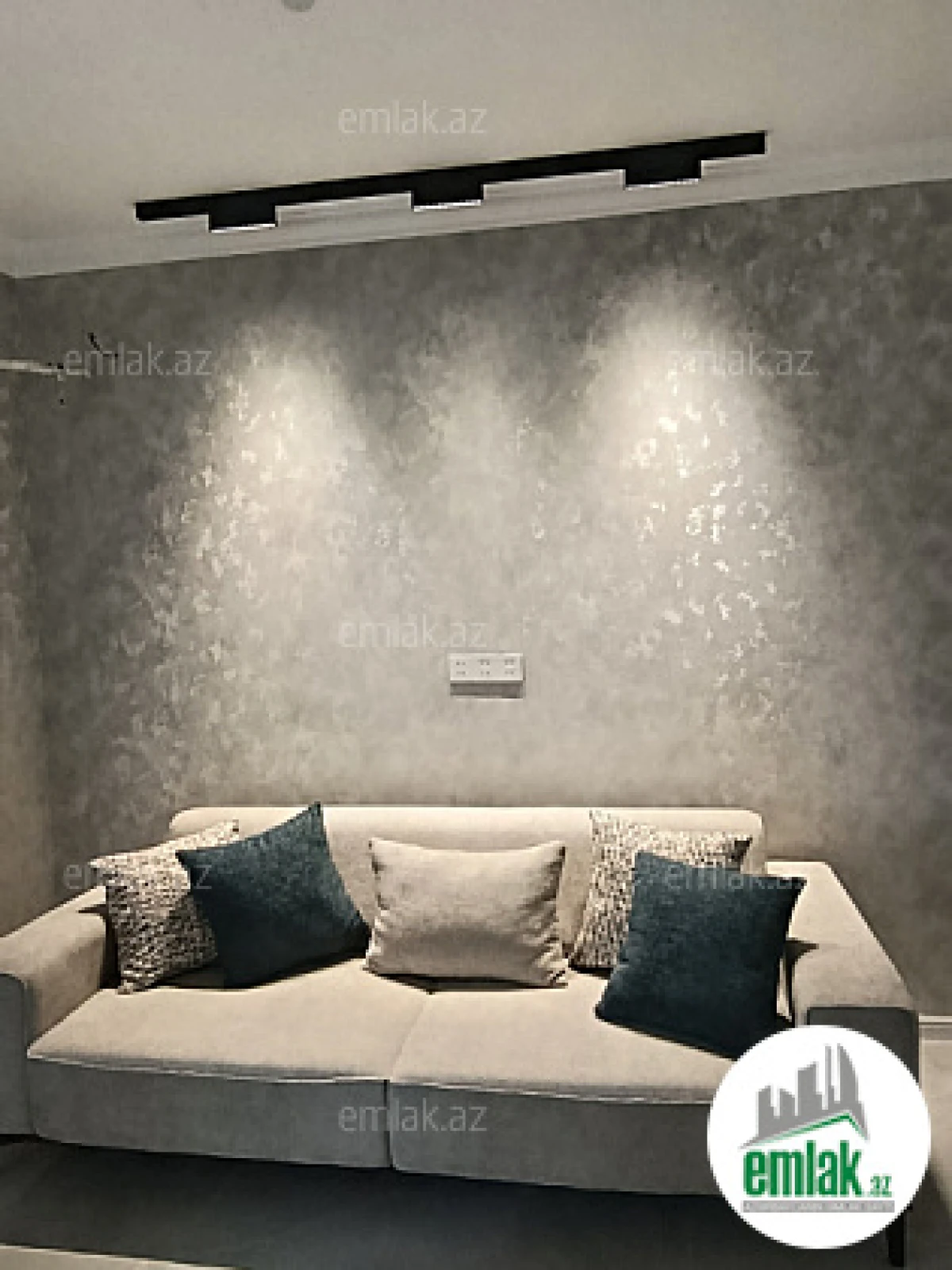 Satılır 3 otaqlı yeni tikili 45.6 m²