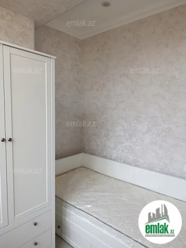 Satılır 3 otaqlı yeni tikili 45.6 m²