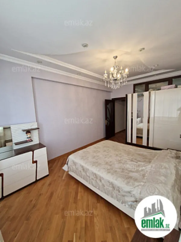 Satılır 3 otaqlı yeni tikili 103 m²