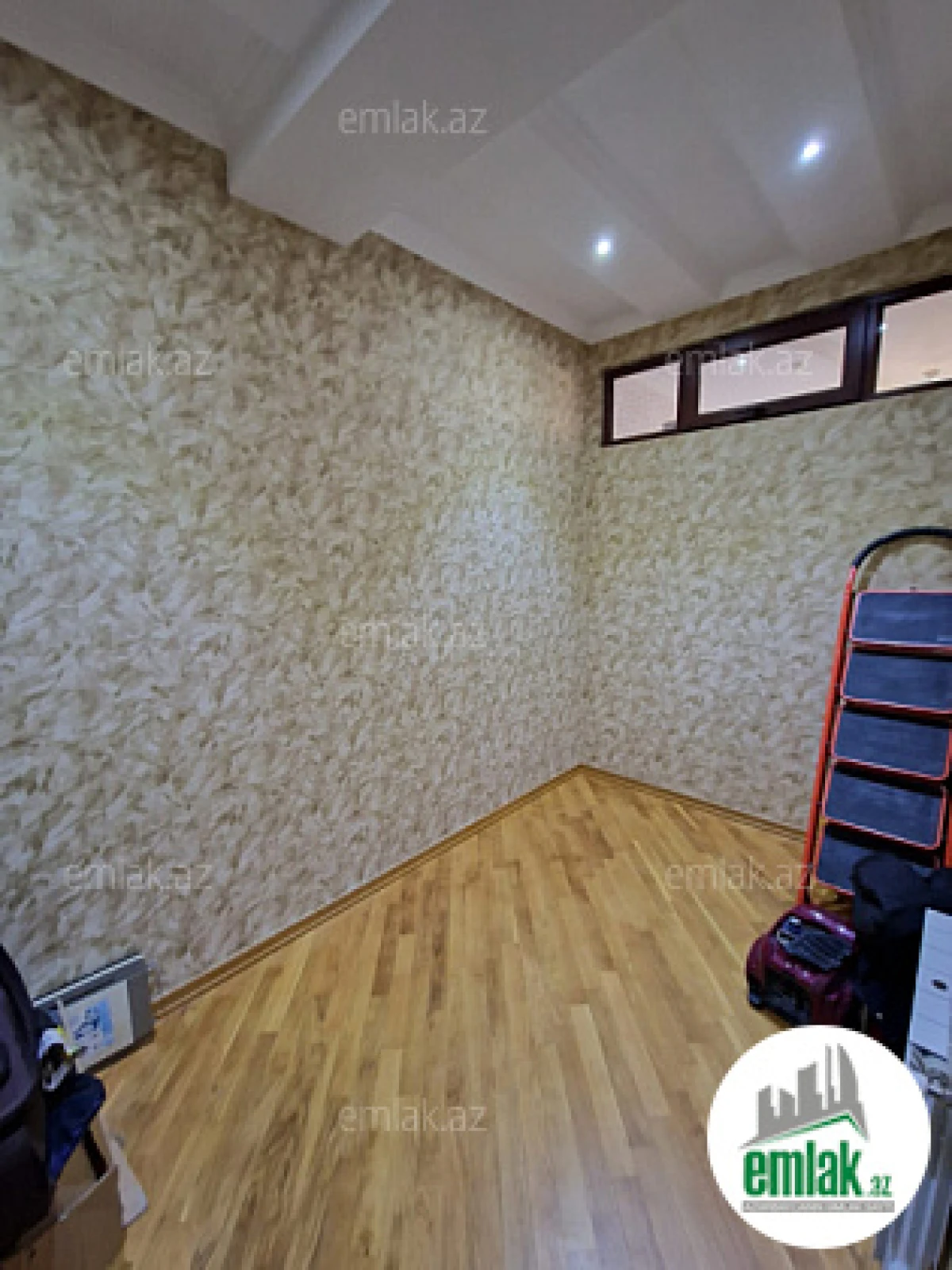 Satılır 3 otaqlı yeni tikili 103 m²