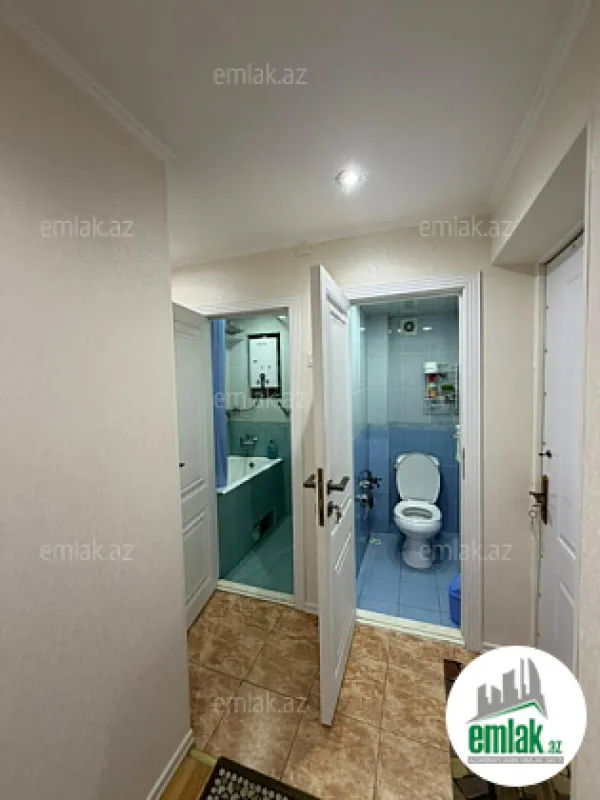 Satılır 4 otaqlı köhnə tikili 75 m²