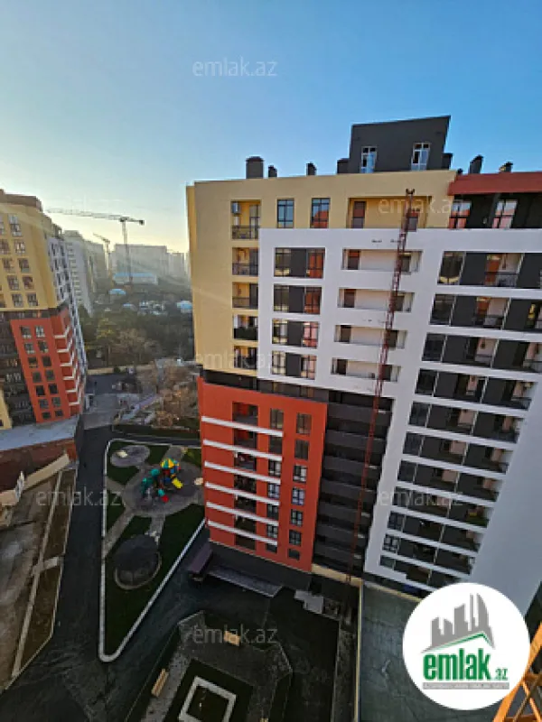 Satılır 3 otaqlı yeni tikili 60 m²