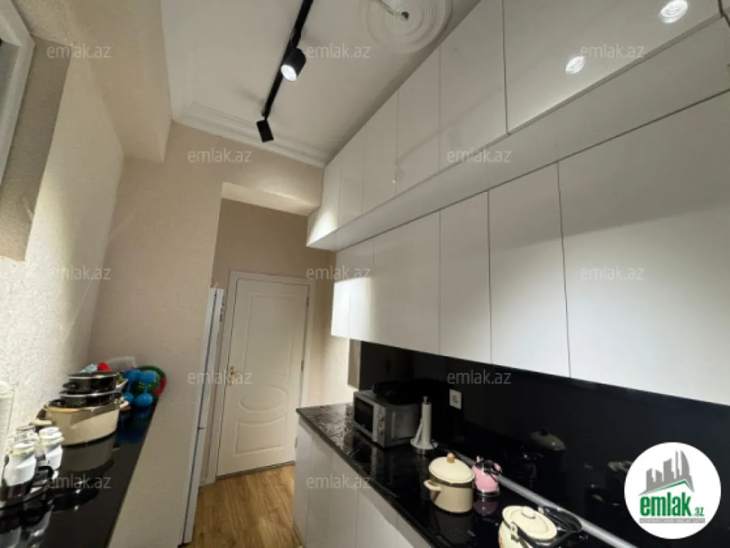 Satılır 3 otaqlı yeni tikili 101 m²