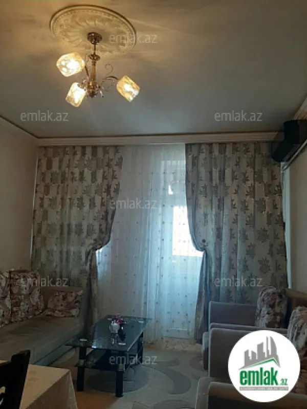 Satılır 2 otaqlı yeni tikili 70 m²