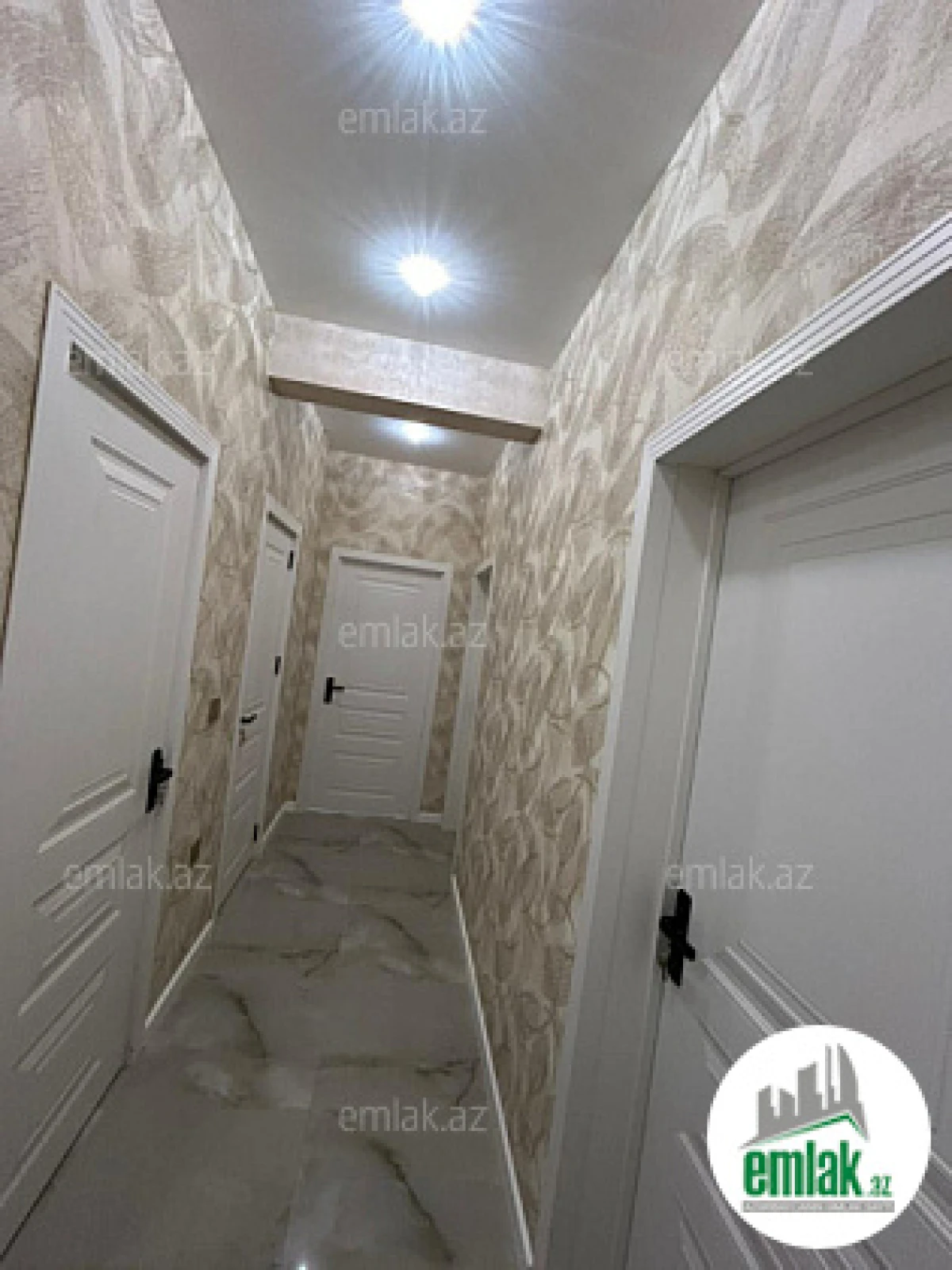 Satılır 2 otaqlı yeni tikili 70 m²