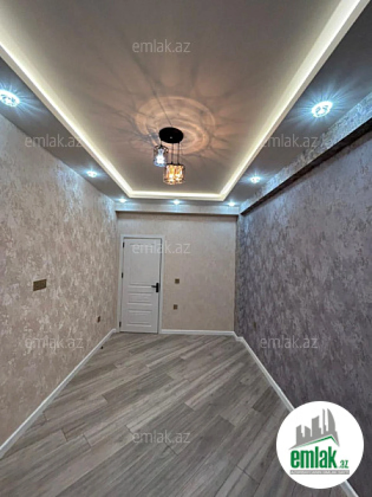 Satılır 2 otaqlı yeni tikili 70 m²