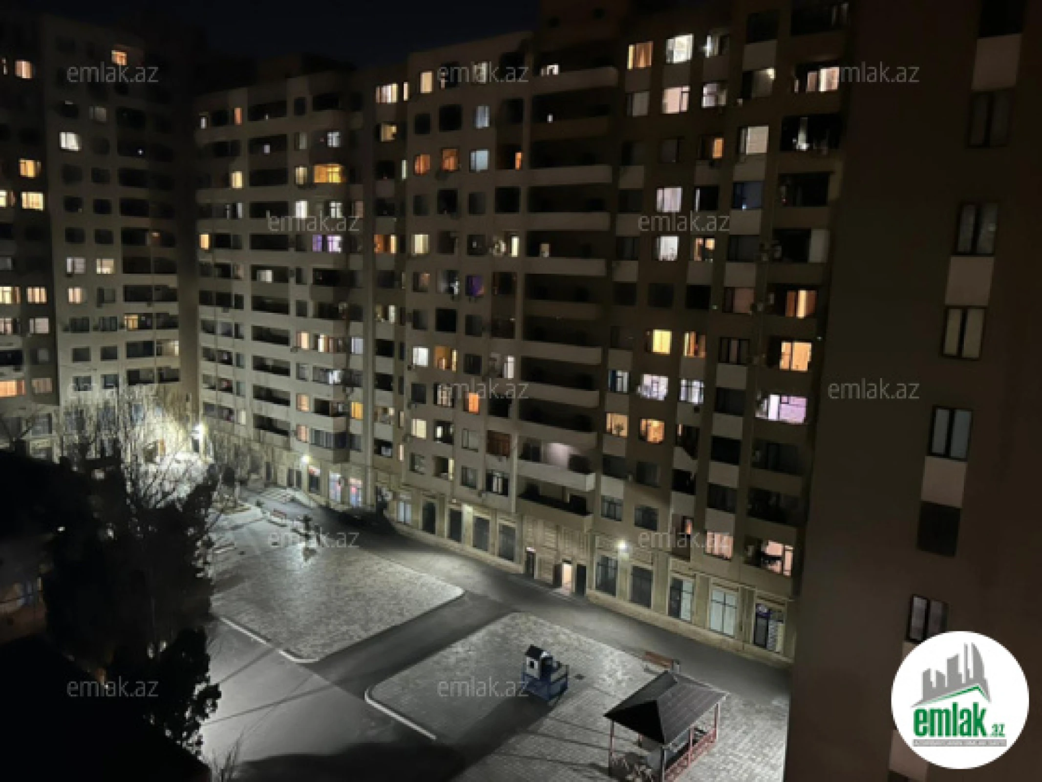 Satılır 2 otaqlı yeni tikili 70 m²