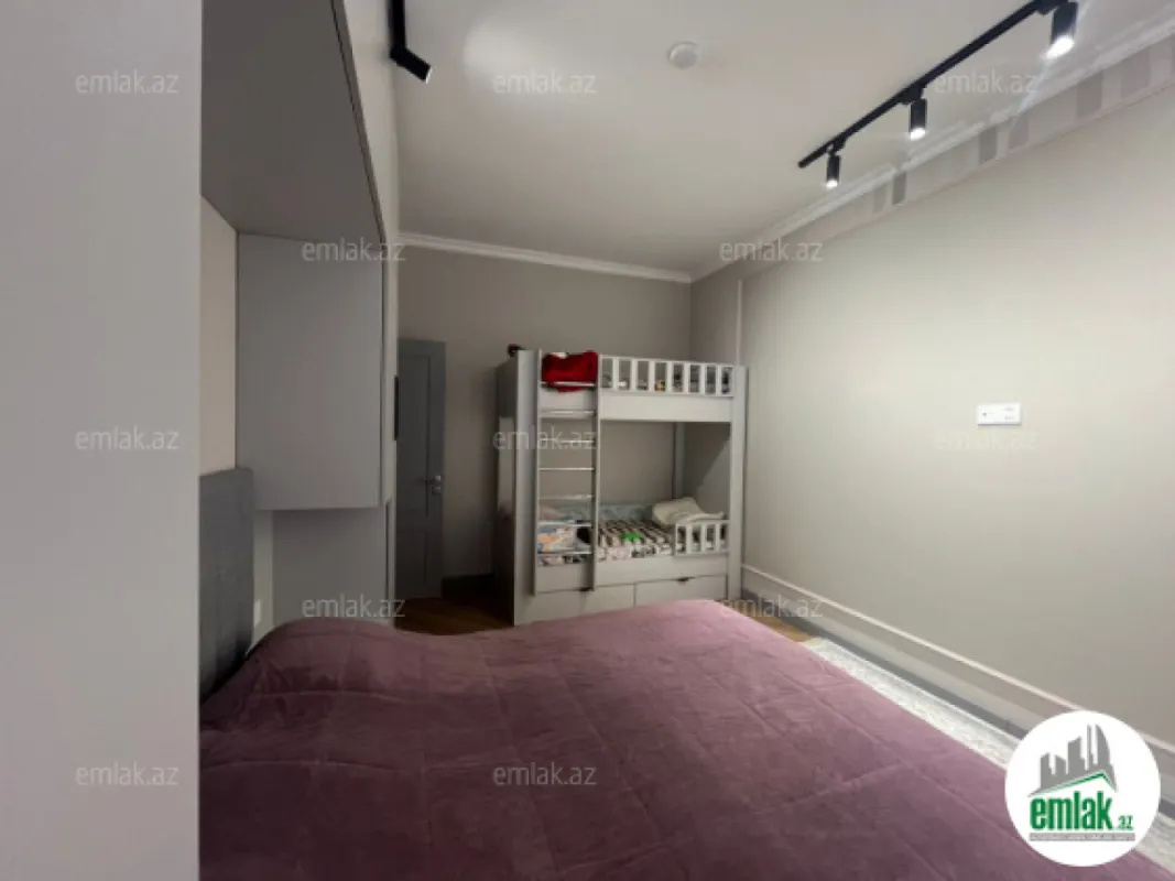 Satılır 2 otaqlı yeni tikili 61 m²
