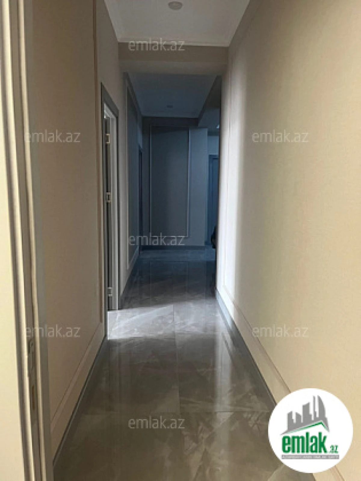 Satılır 2 otaqlı yeni tikili 61 m²