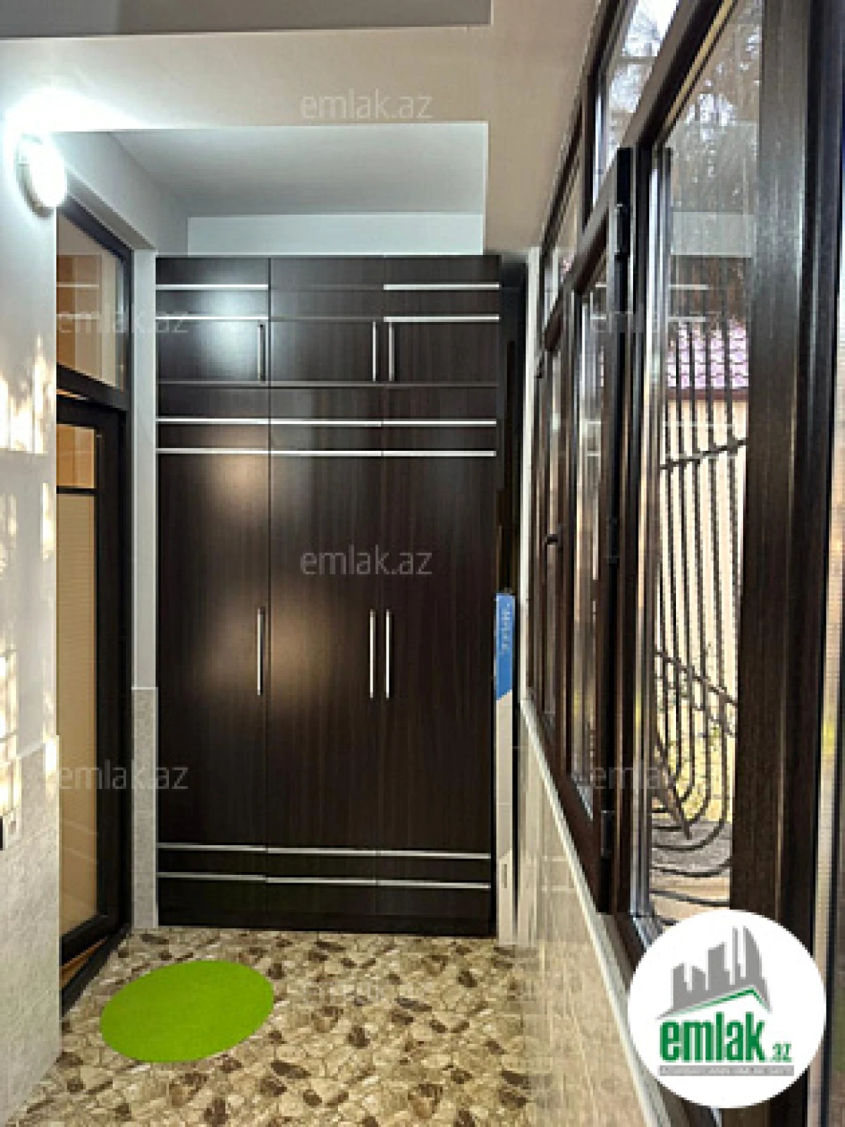 Satılır 3 otaqlı yeni tikili 100 m²