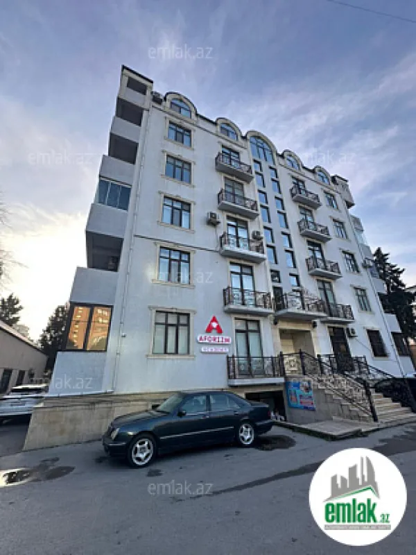 Satılır 3 otaqlı yeni tikili 100 m²