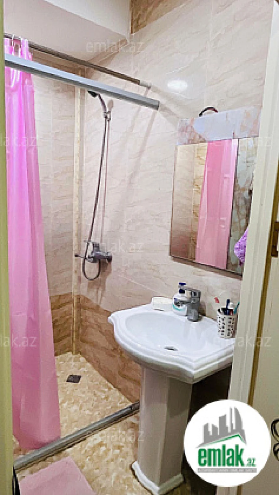 Satılır 2 otaqlı yeni tikili 45 m²