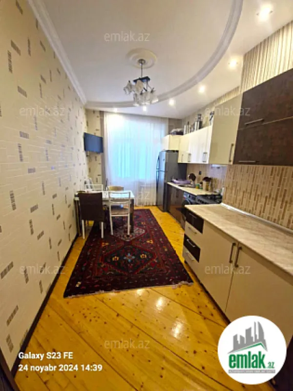 Satılır 3 otaqlı yeni tikili 90 m²